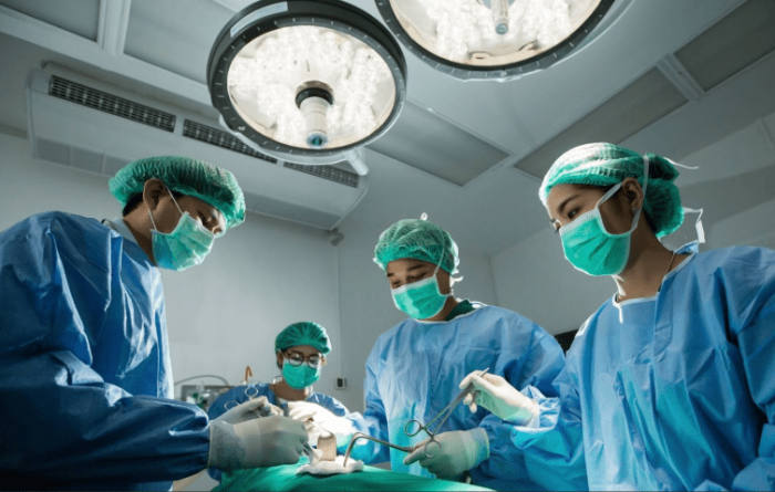 甲狀腺結節手術,甲狀腺結節手術方式,甲狀腺結節手術前後準備,手術費用,術後恢復